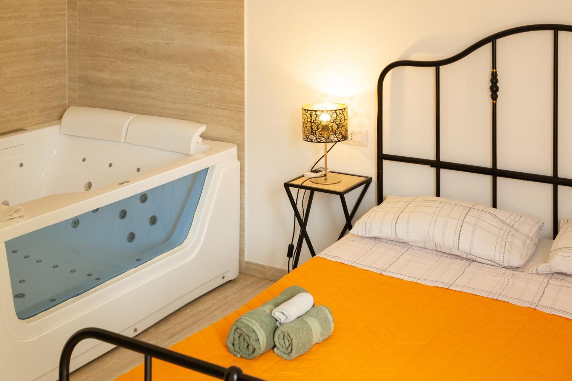 Maris Suite - Appartamento Con Vasca Idromassaggio Alghero Exteriör bild